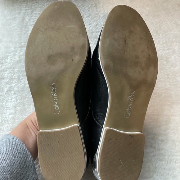 Calvin Klein Black Leather Kassia Oxford Shoes - Picture 8 of 8